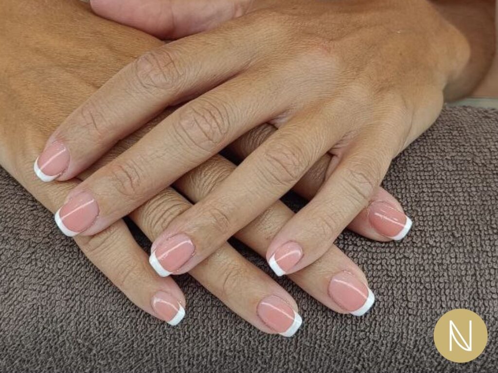 French manicure del Centro Nails a Palermo