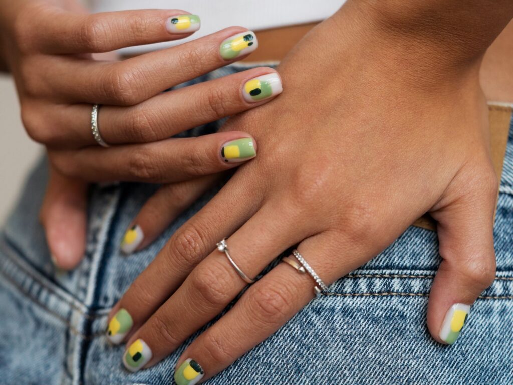 moon manicure