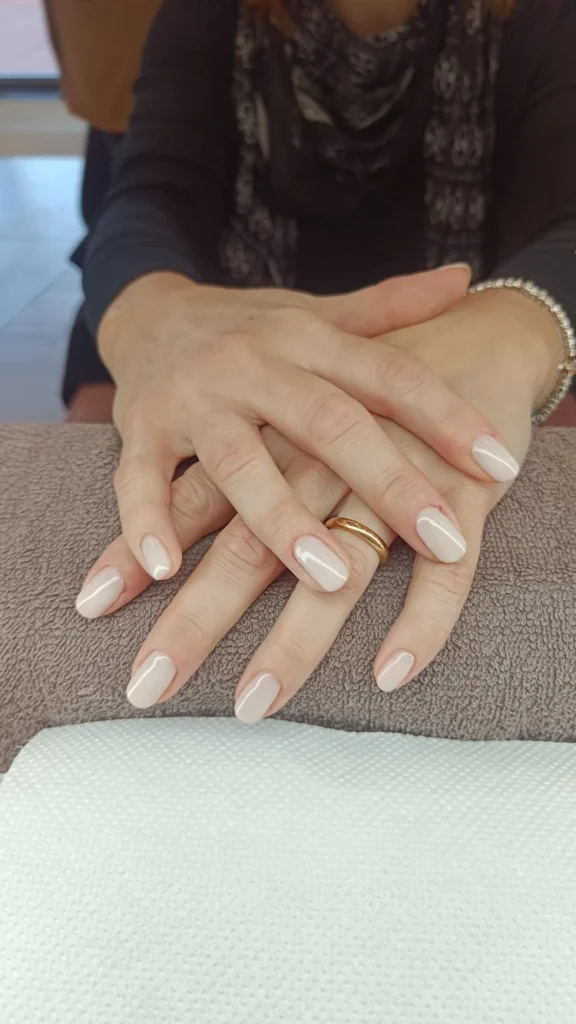 Smalto semipermanente