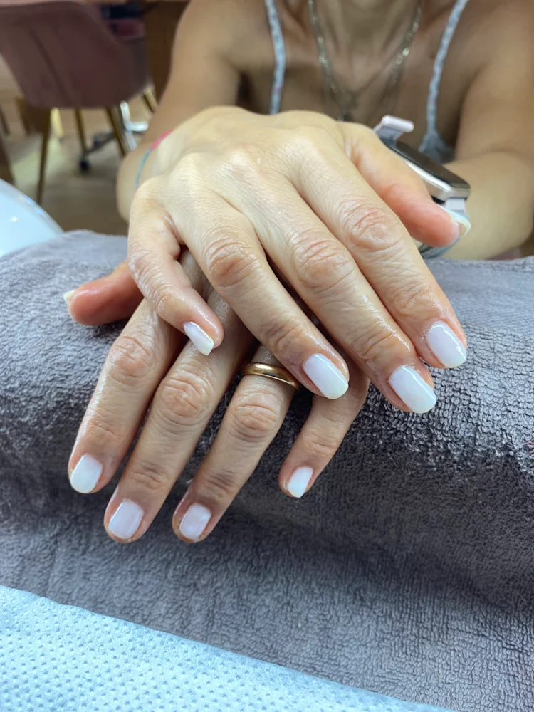 mediterranean nails