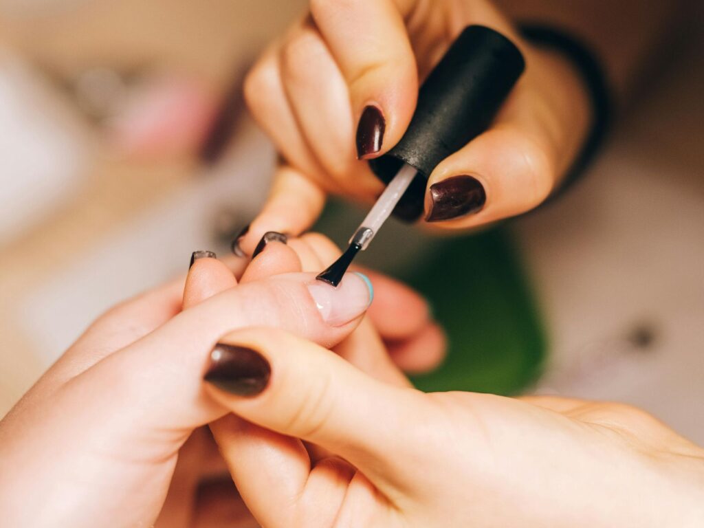perché la manicure ha questi costi