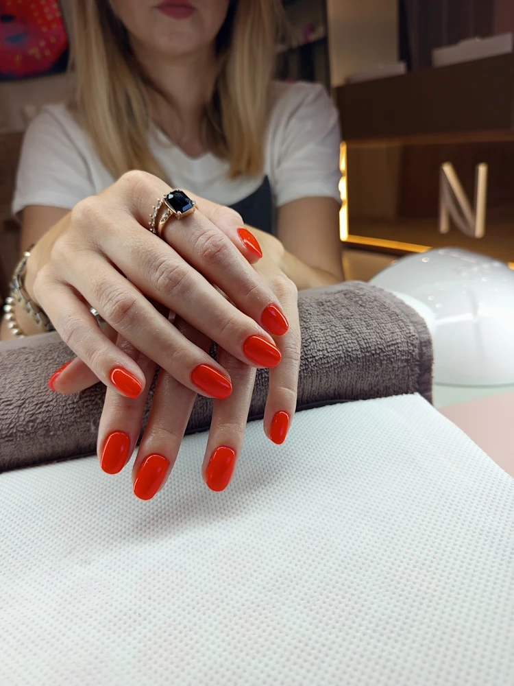 perché la manicure ha questi costi