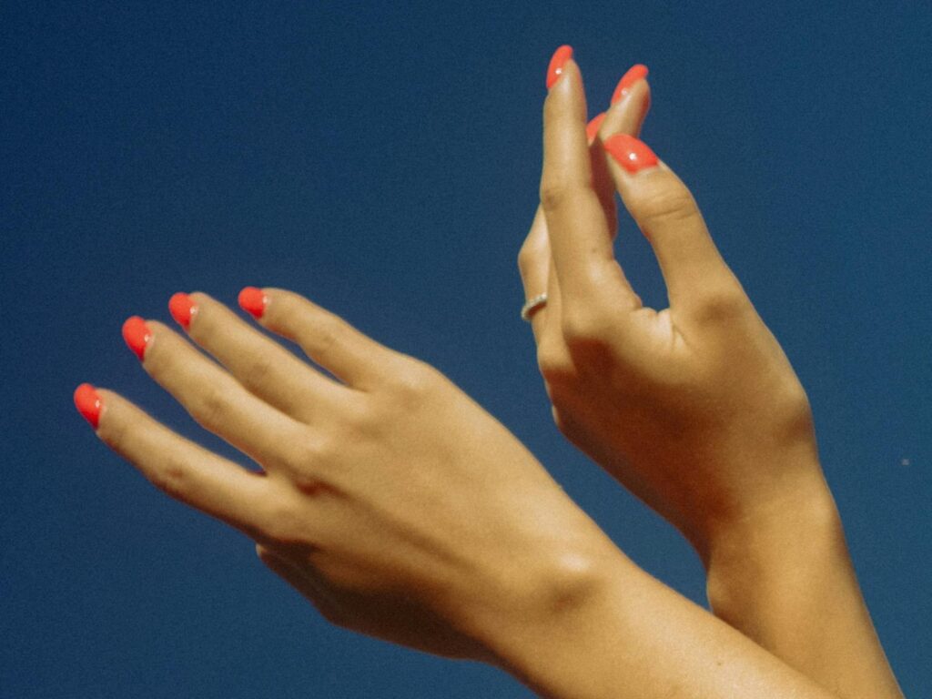 traveller manicure