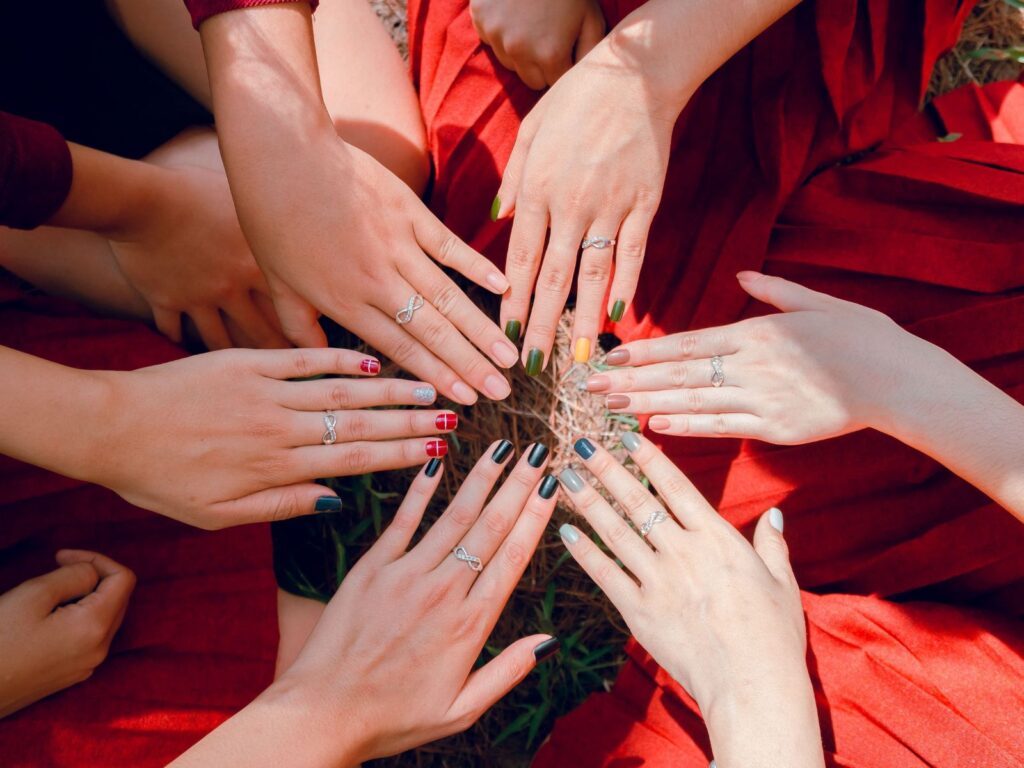 Manicure addio al nubilato: dove farla